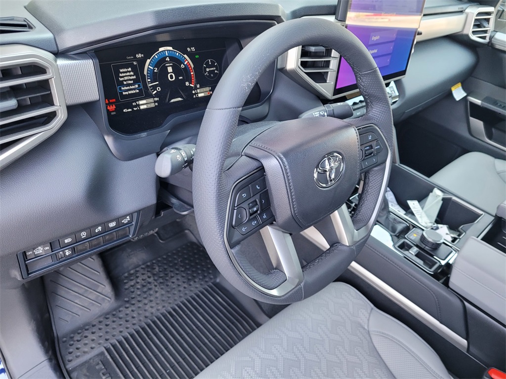 Vehicle image 11 of 12
