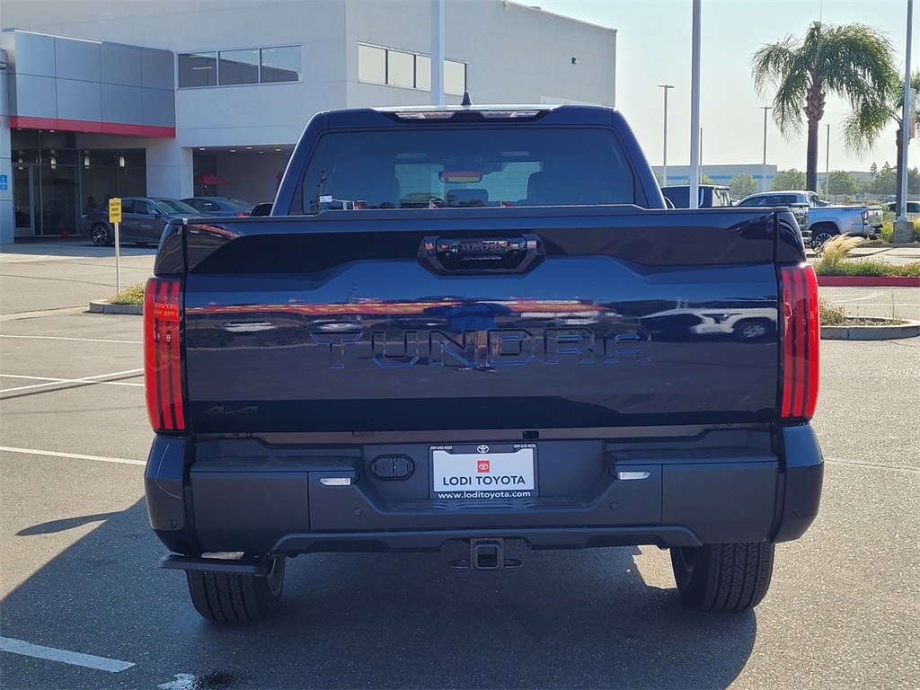 Vehicle image 6 of 12