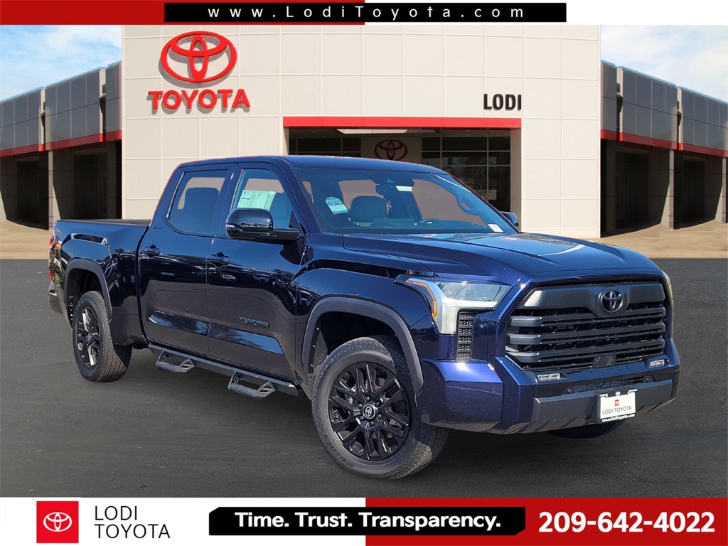 Vehicle image 3 of 12