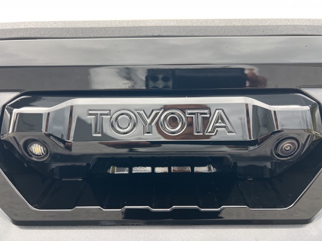 2025 Toyota Tundra Platinum Image 61 of 70