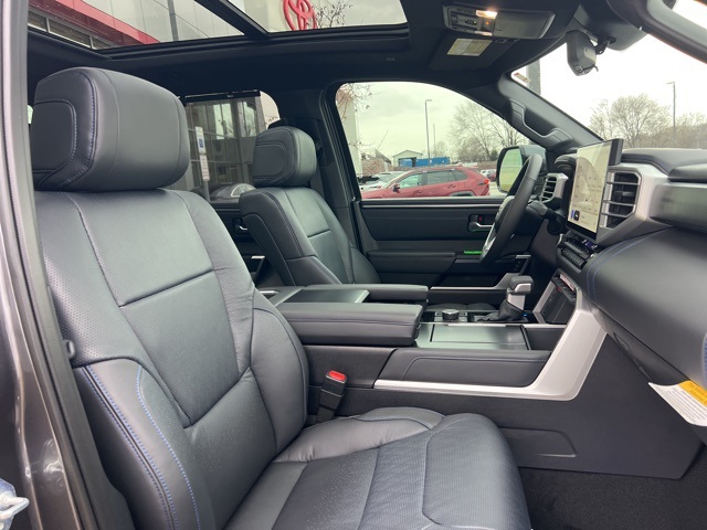 2025 Toyota Tundra Platinum Image 42 of 70