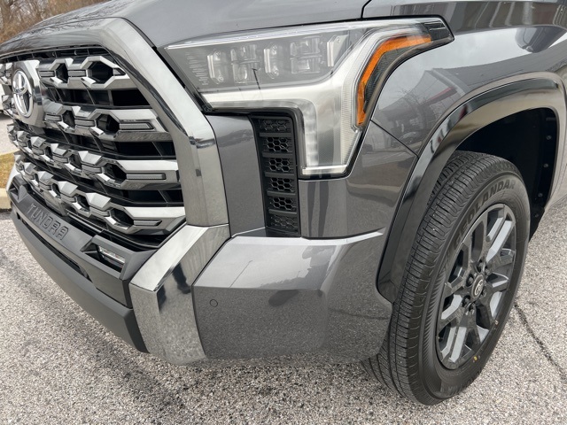 2025 Toyota Tundra Platinum Image 2 of 70