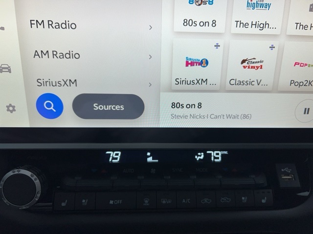 2025 Toyota Tundra Platinum Image 29 of 70