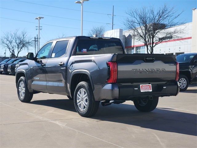 Vehicle image 4 of 22