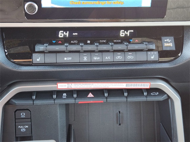 Vehicle image 14 of 22