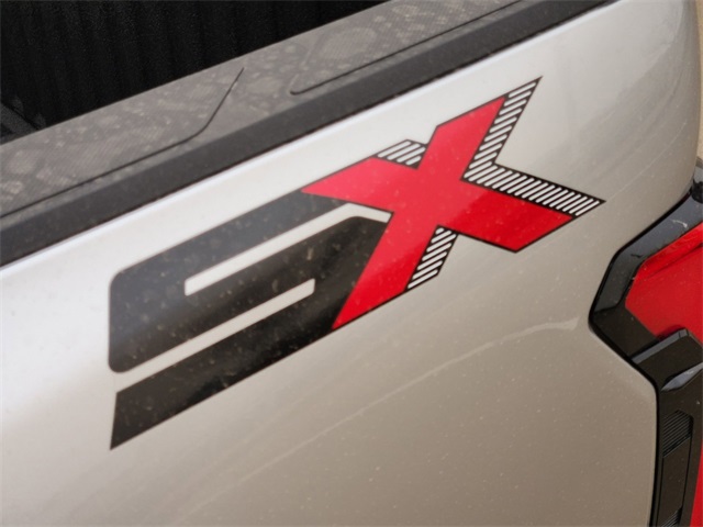 Vehicle image 7 of 22