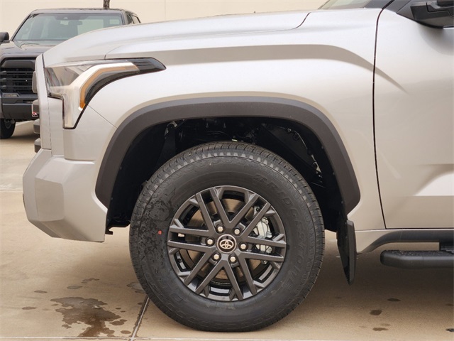 Vehicle image 5 of 22