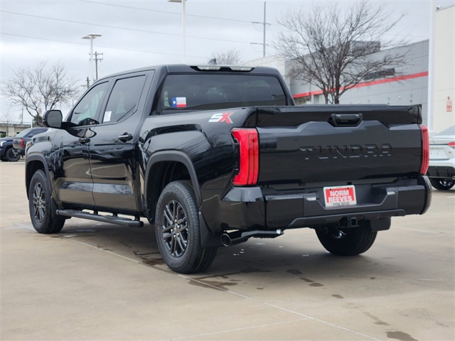 Vehicle image 4 of 22