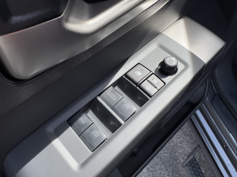 2025 Toyota Tundra SR Image 38 of 39