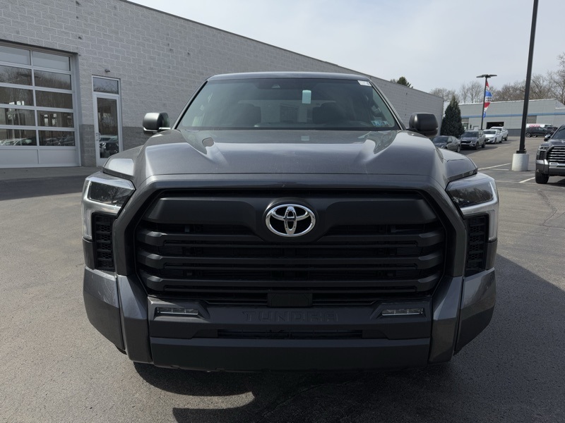 2025 Toyota Tundra SR Image 2 of 39