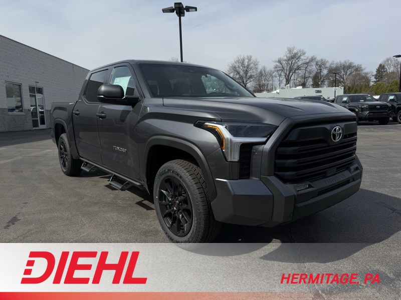 2025 Toyota Tundra SR Image 3 of 39