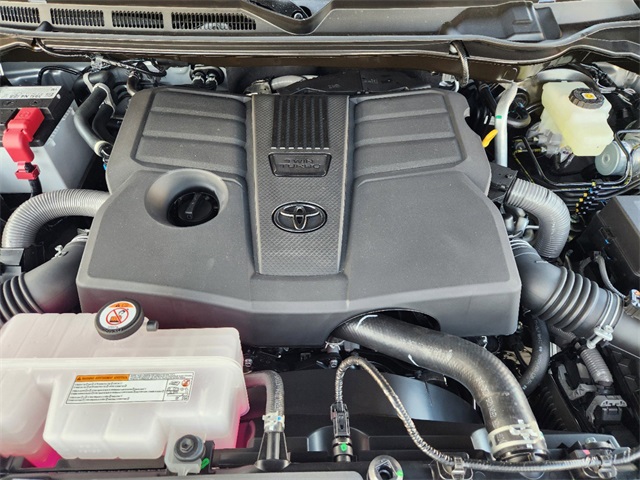 Vehicle image 21 of 22