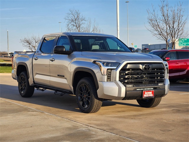 Vehicle image 2 of 22
