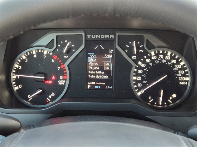 Vehicle image 11 of 22