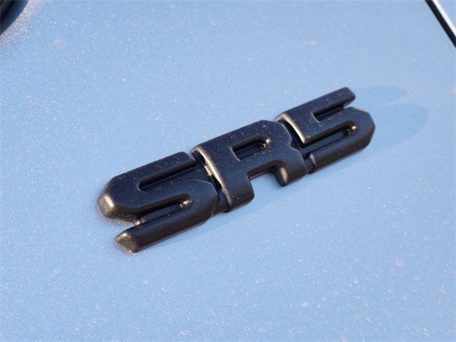 Vehicle image 7 of 22
