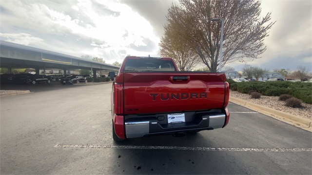 Vehicle image 9 of 24
