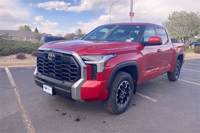 Vehicle image 7 of 24