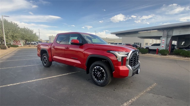 Vehicle image 5 of 24