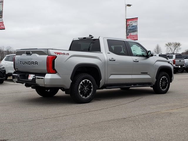 2025 Toyota Tundra SR5 Image 5 of 21