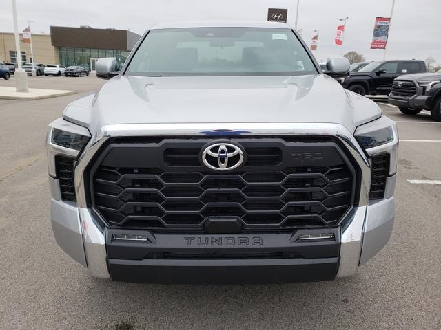2025 Toyota Tundra SR5 Image 2 of 21