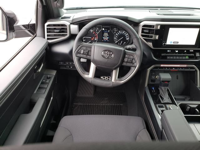 2025 Toyota Tundra SR5 Image 14 of 21