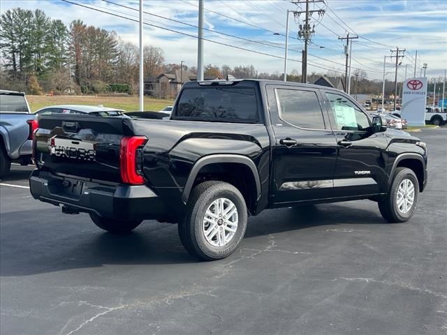 Vehicle image 5 of 32