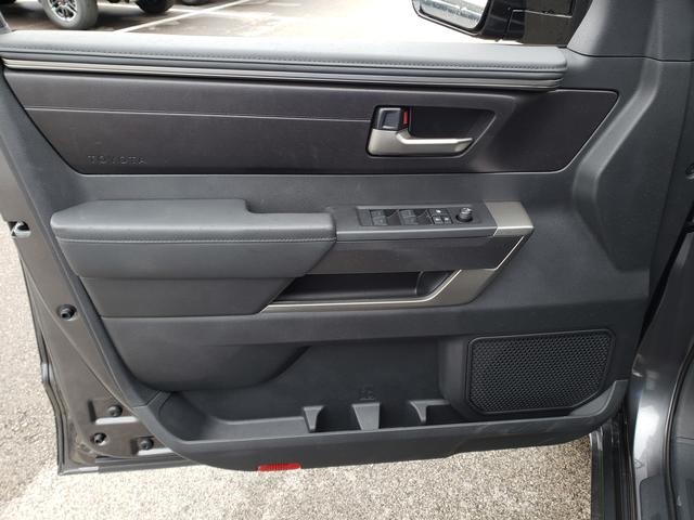 2025 Toyota Tundra SR5 Image 11 of 21