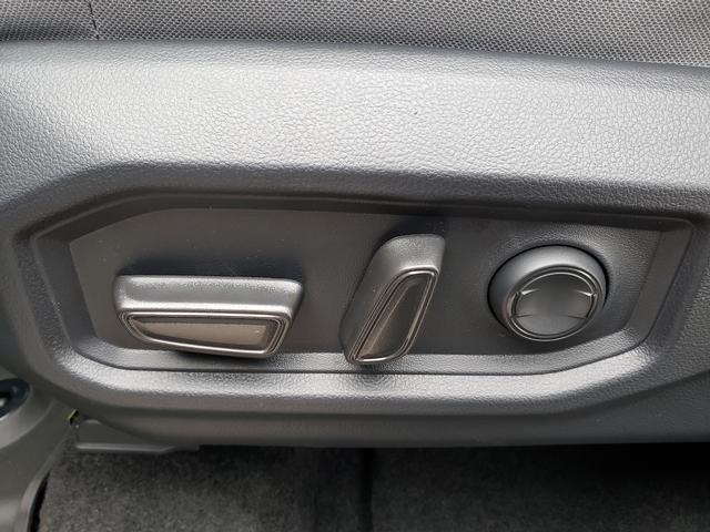 2025 Toyota Tundra SR5 Image 16 of 21