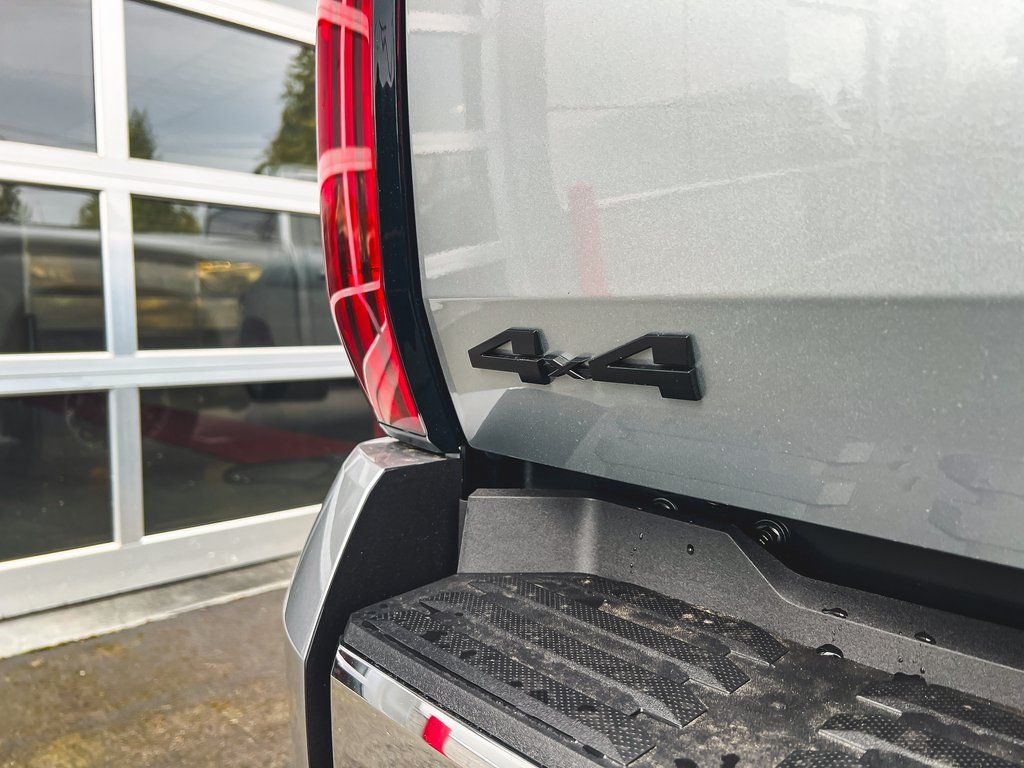 2025 Toyota Tundra SR5 Image 10 of 21