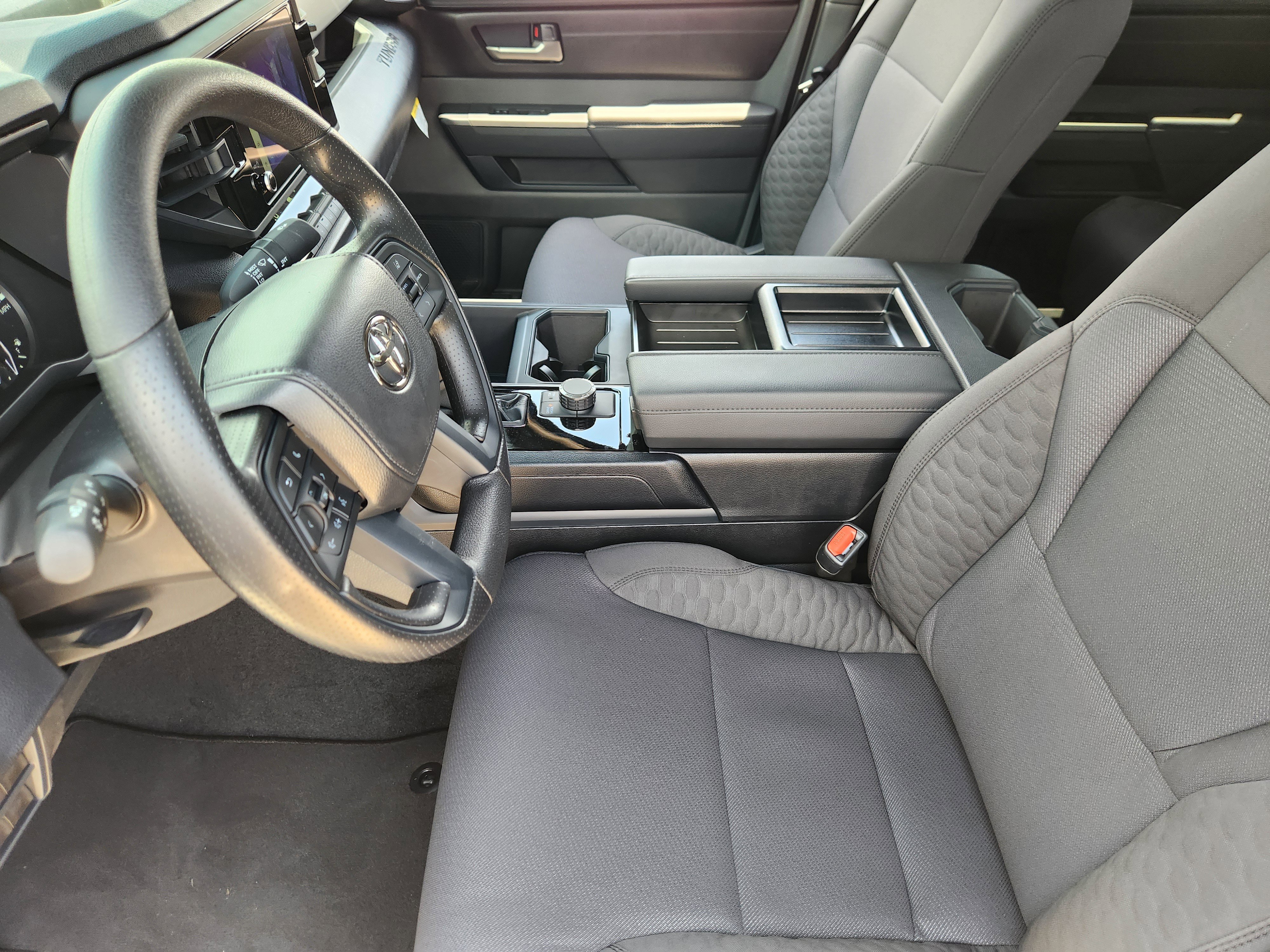 Vehicle image 9 of 26