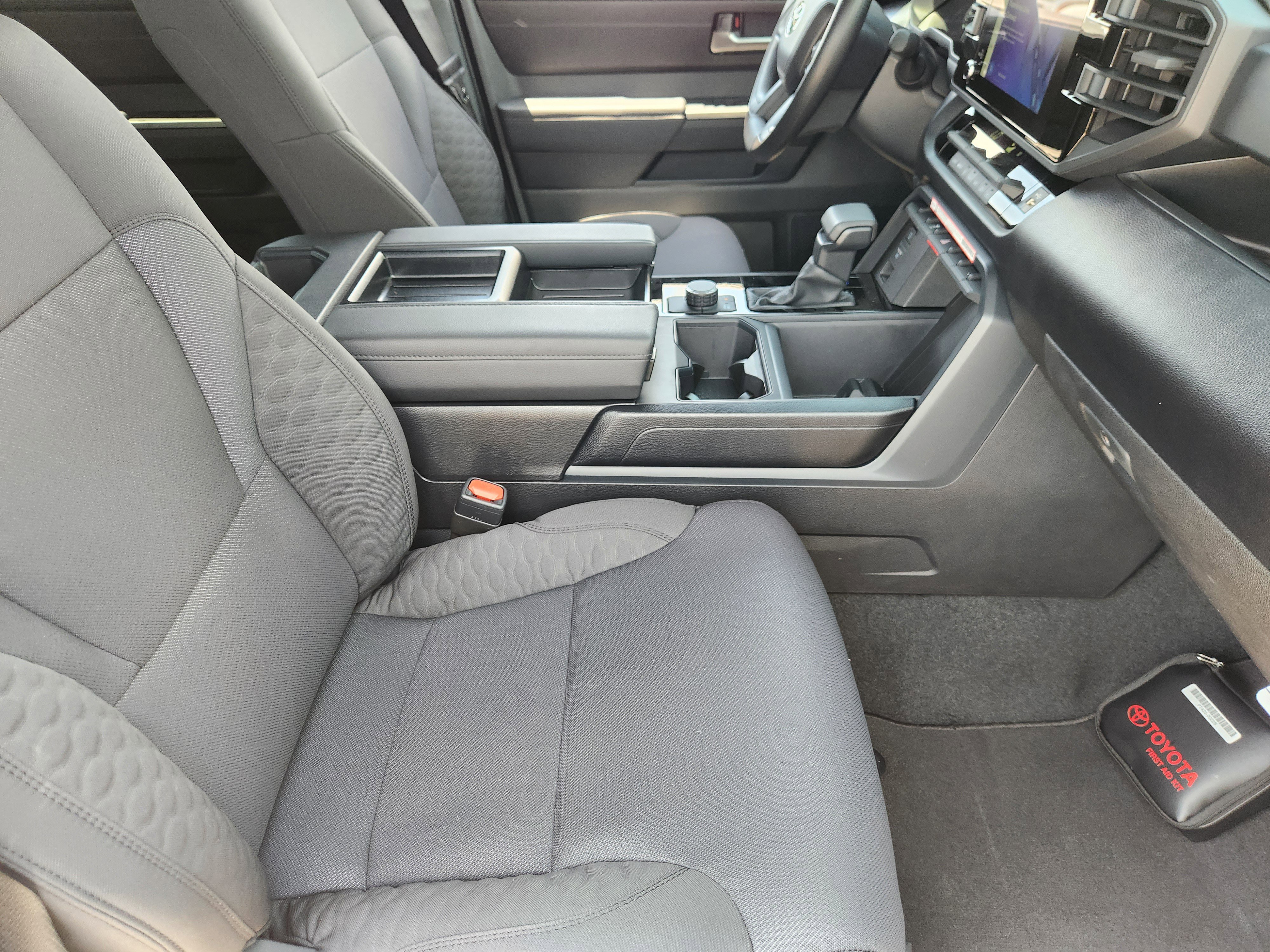 Vehicle image 10 of 26