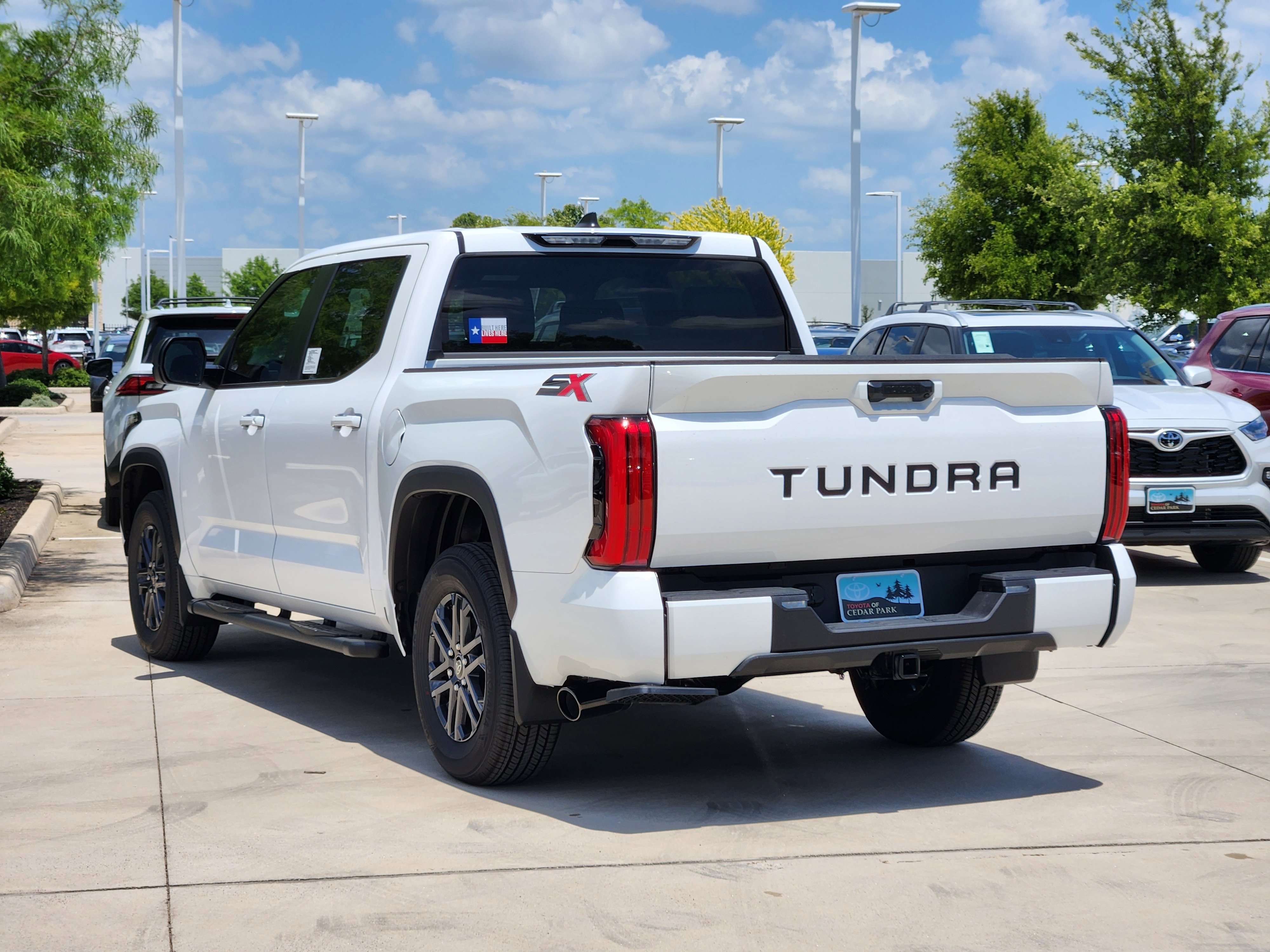 Vehicle image 4 of 26