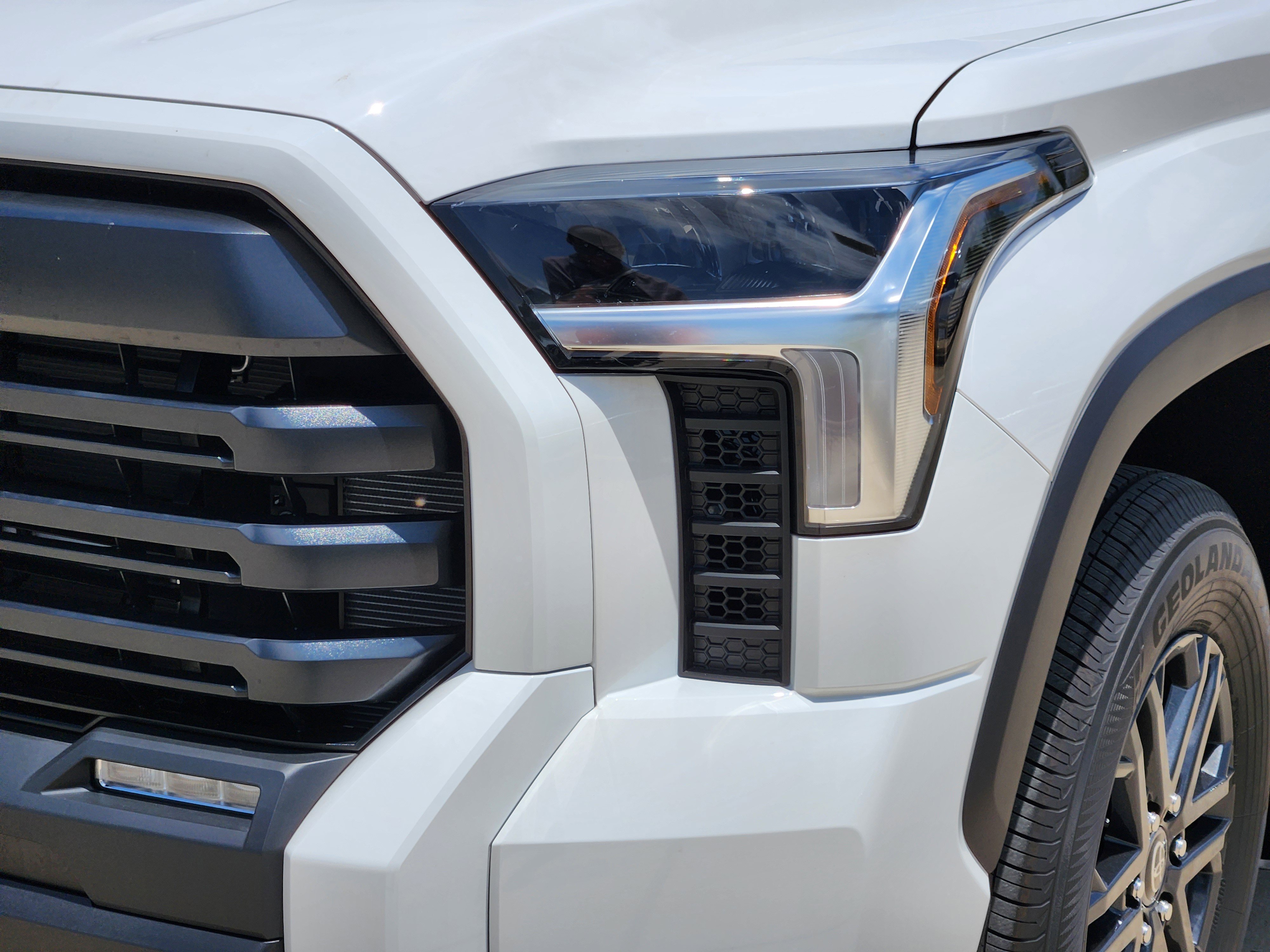 Vehicle image 5 of 26