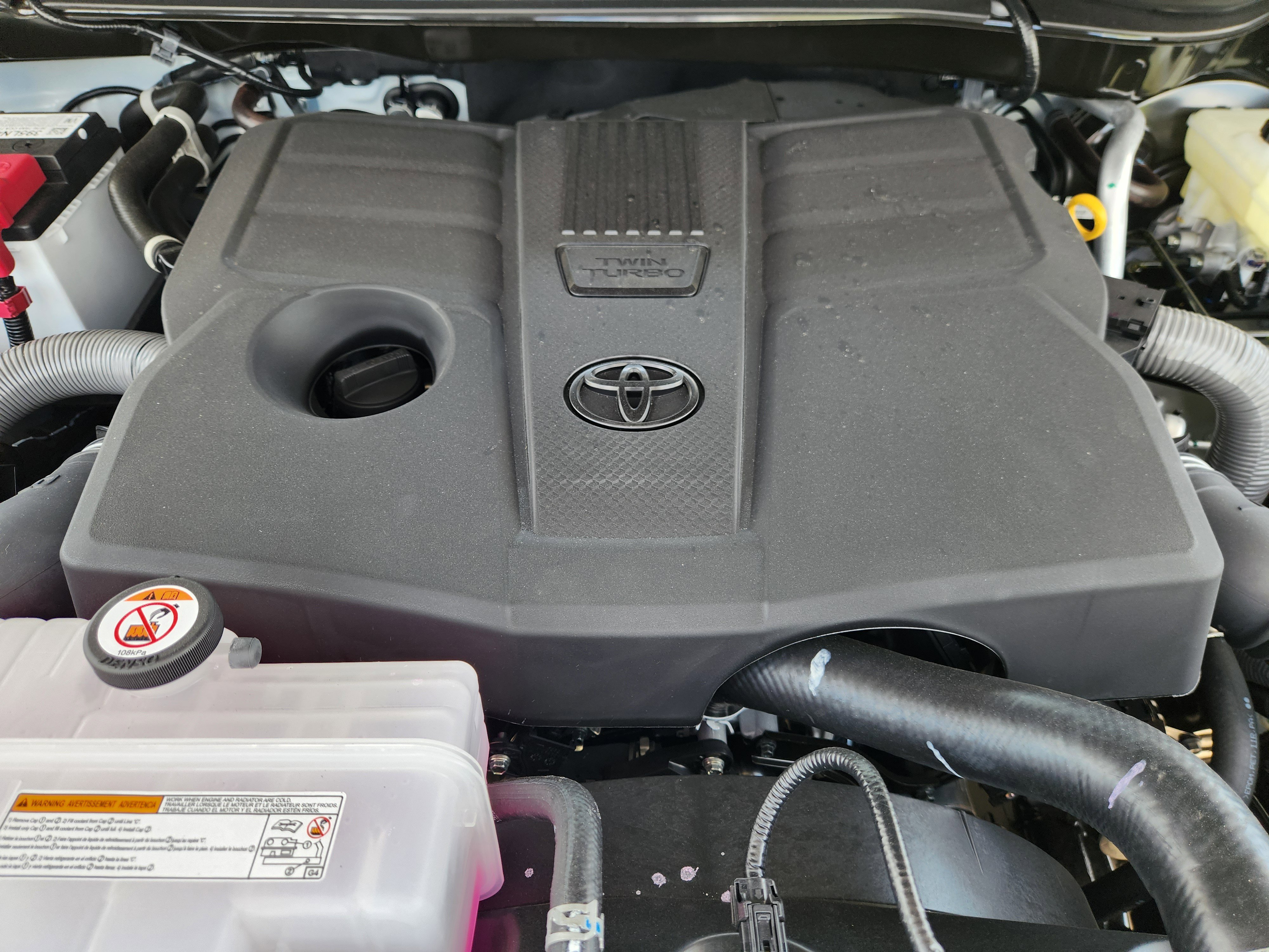 Vehicle image 21 of 26