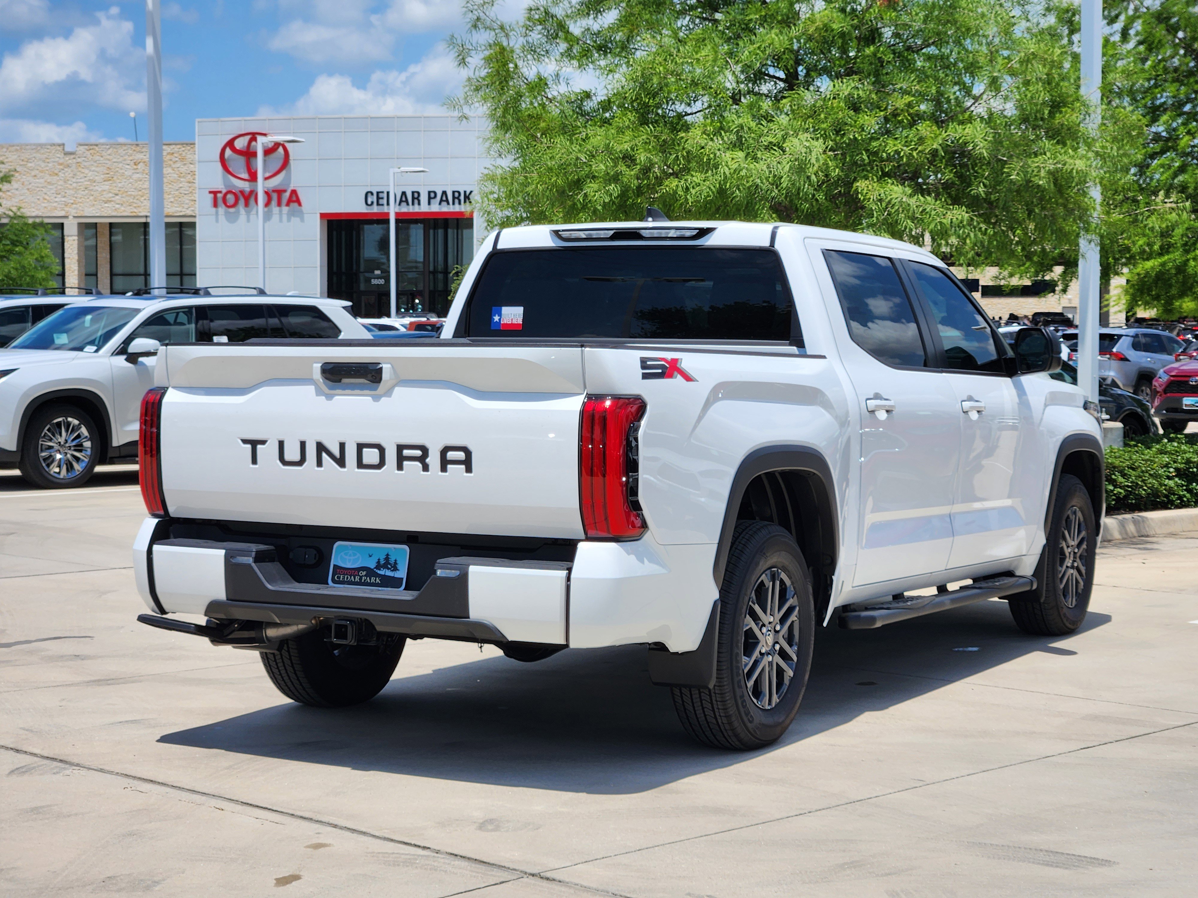 Vehicle image 3 of 26
