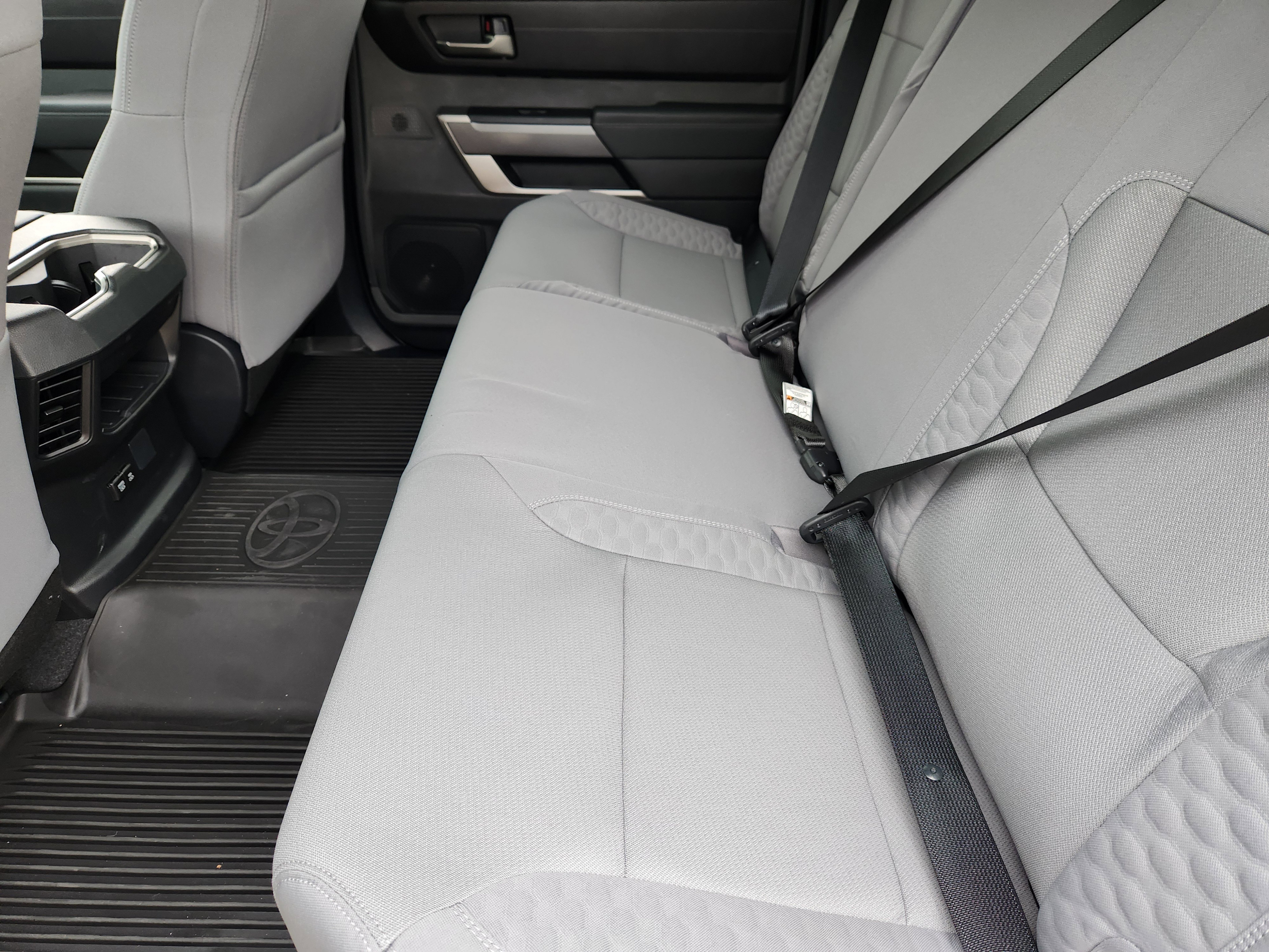 Vehicle image 22 of 23