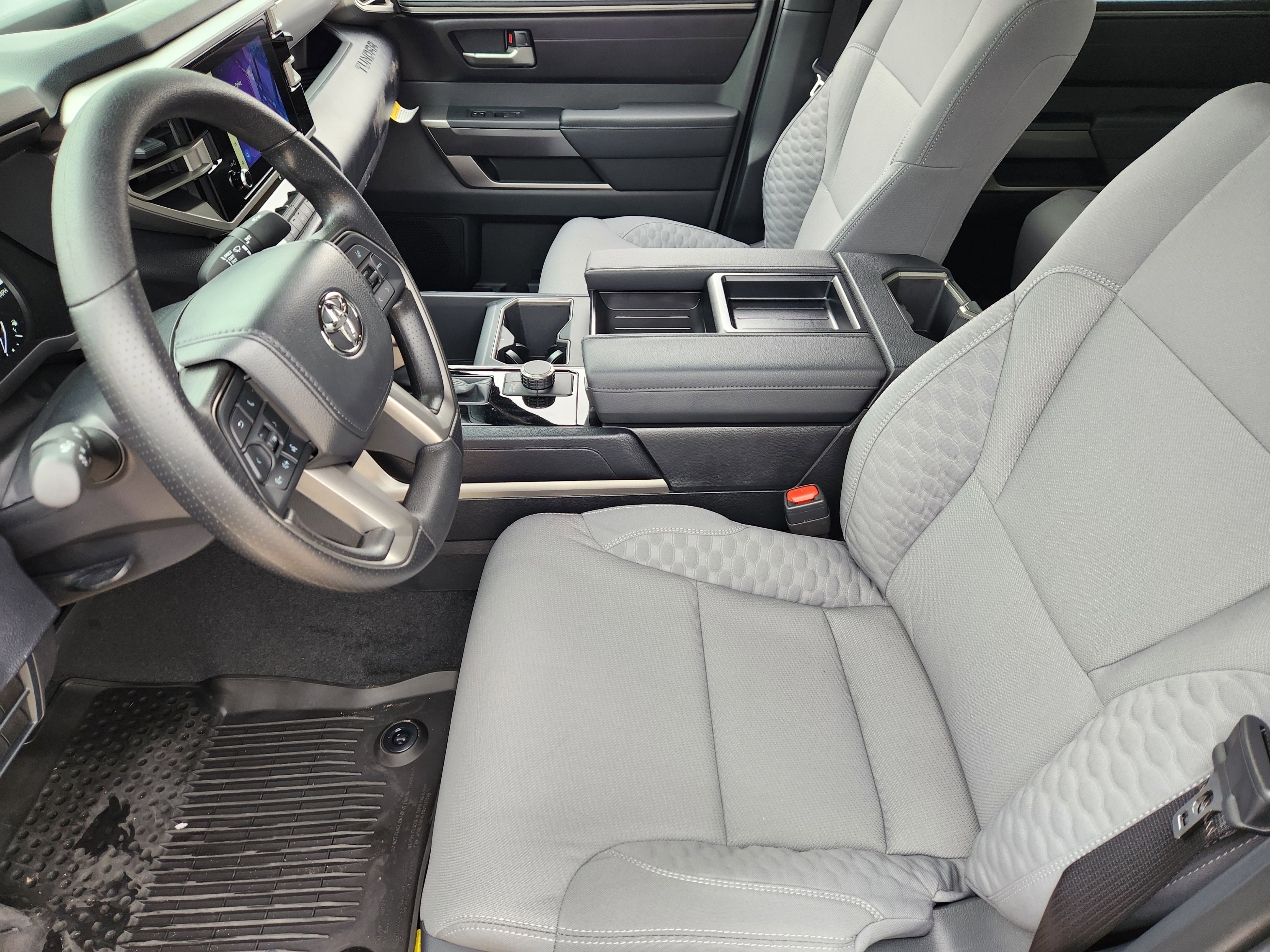 Vehicle image 10 of 23