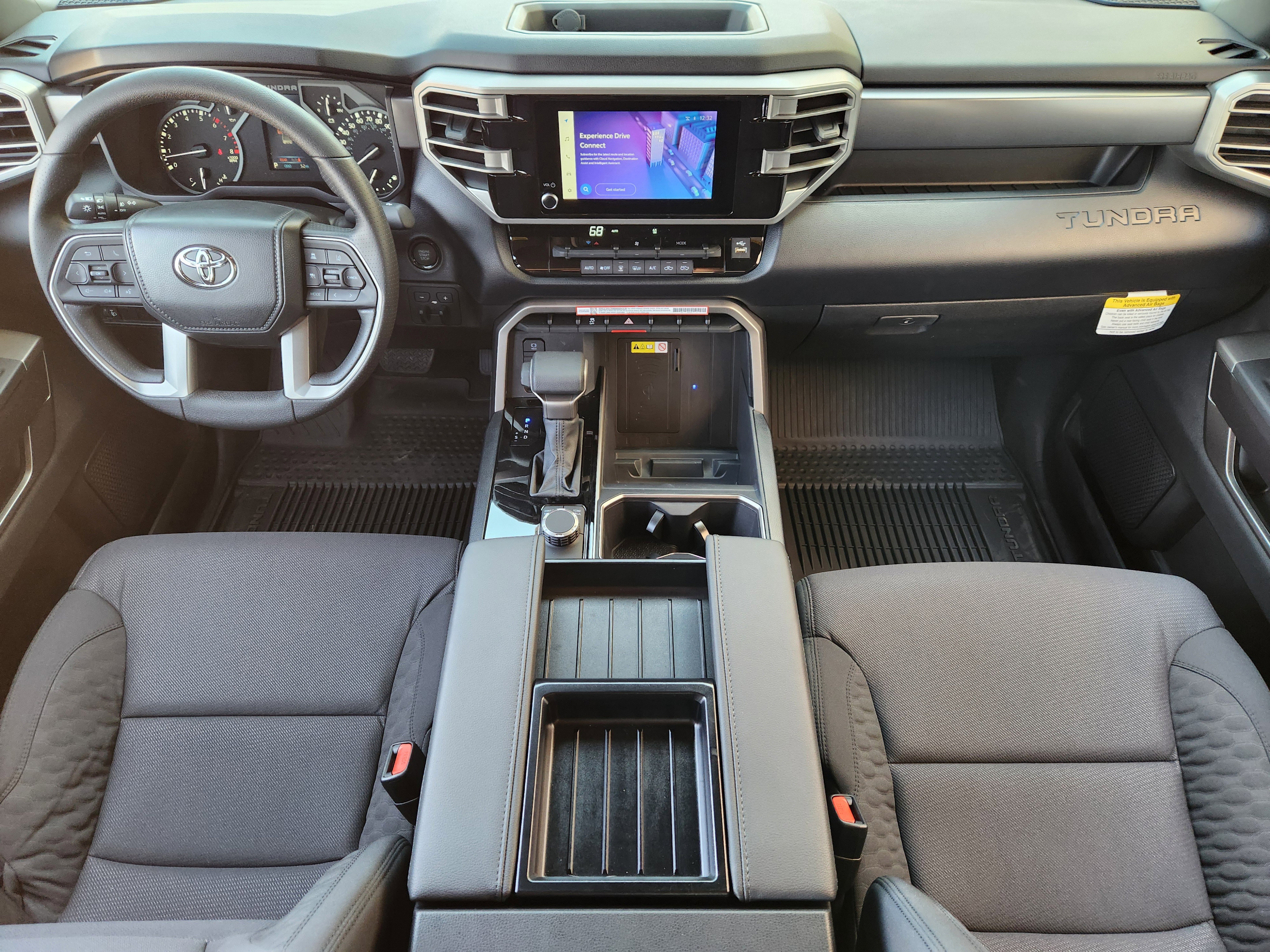 Vehicle image 20 of 24