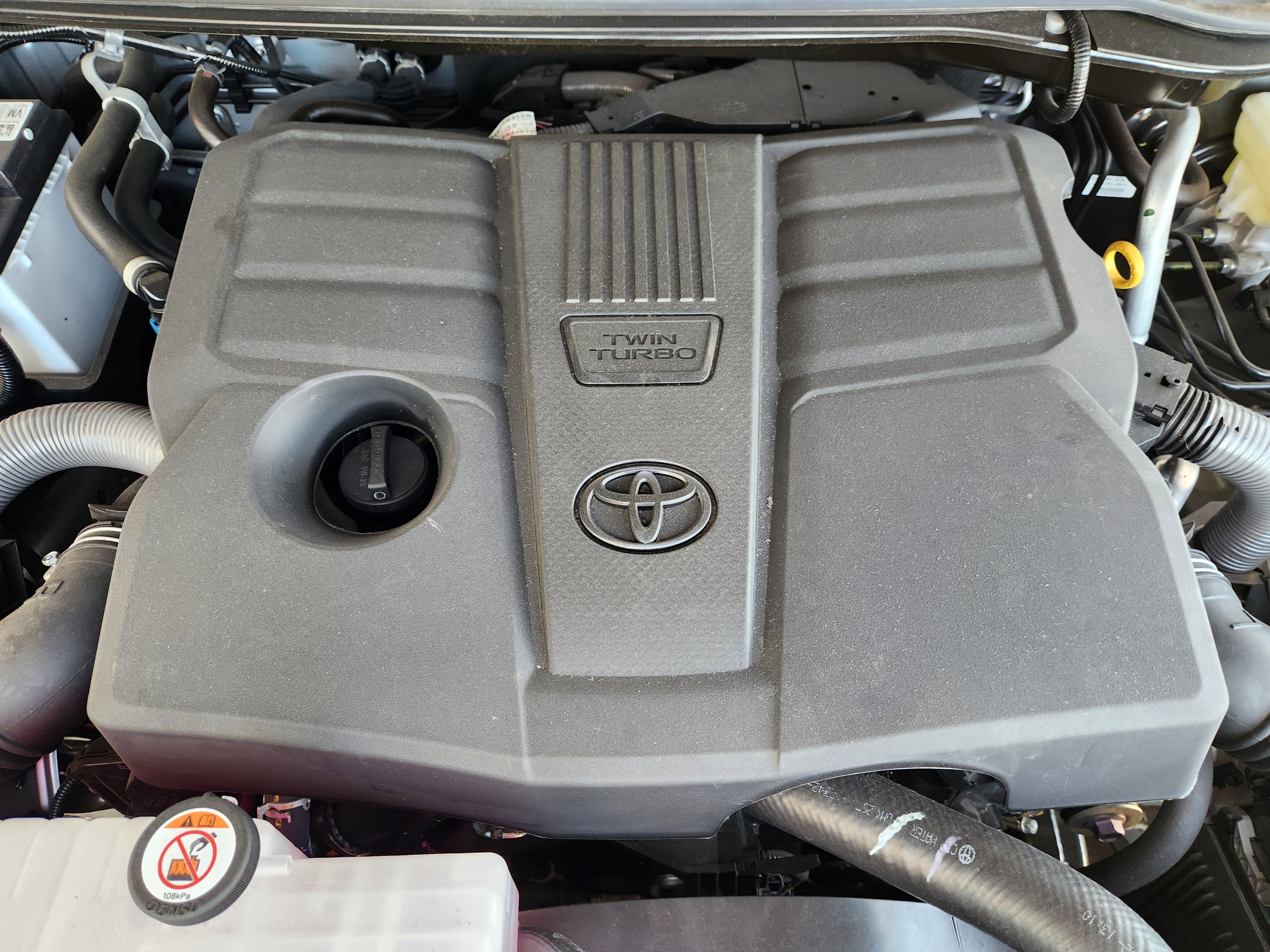Vehicle image 23 of 24