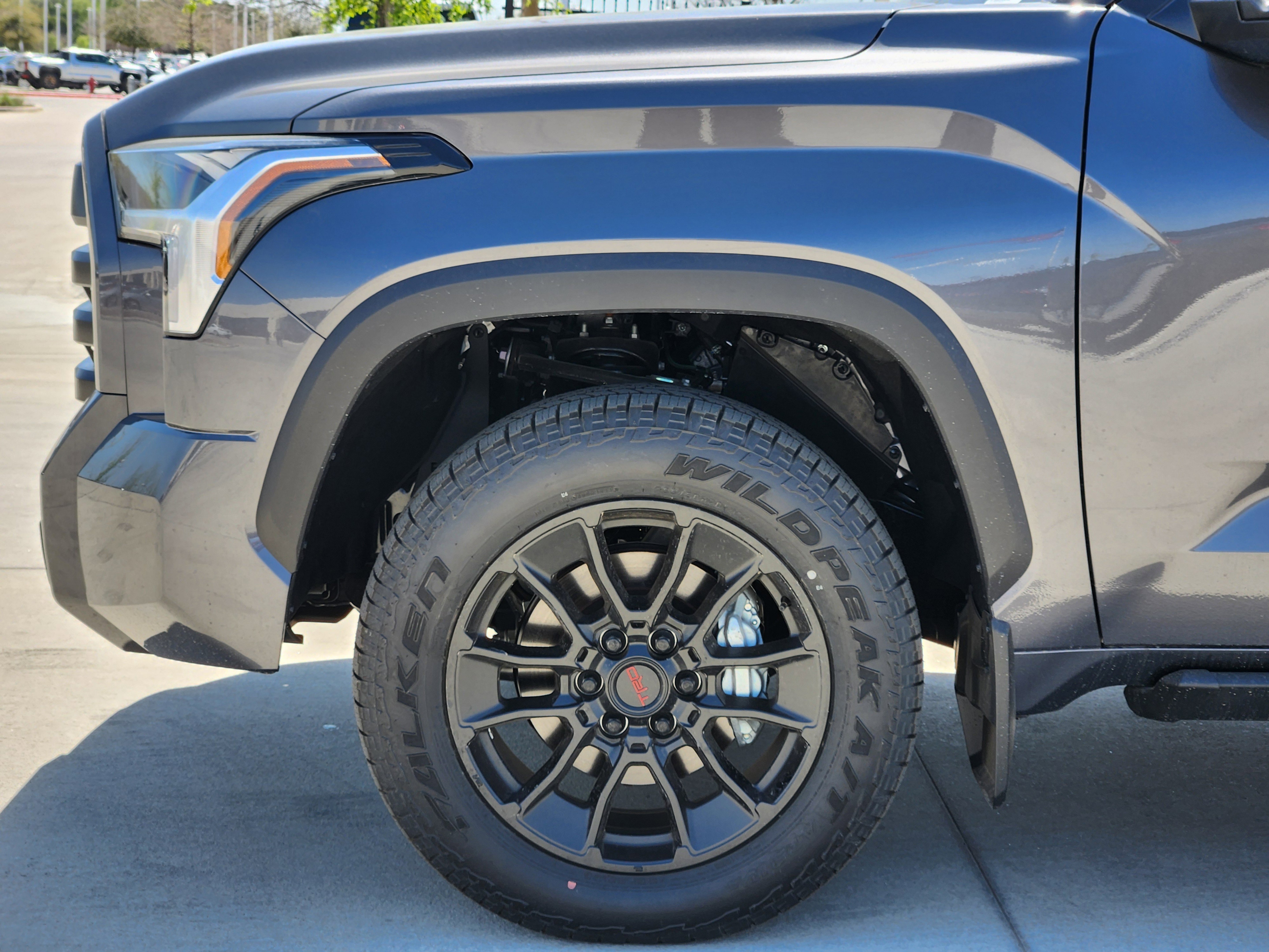 Vehicle image 7 of 23