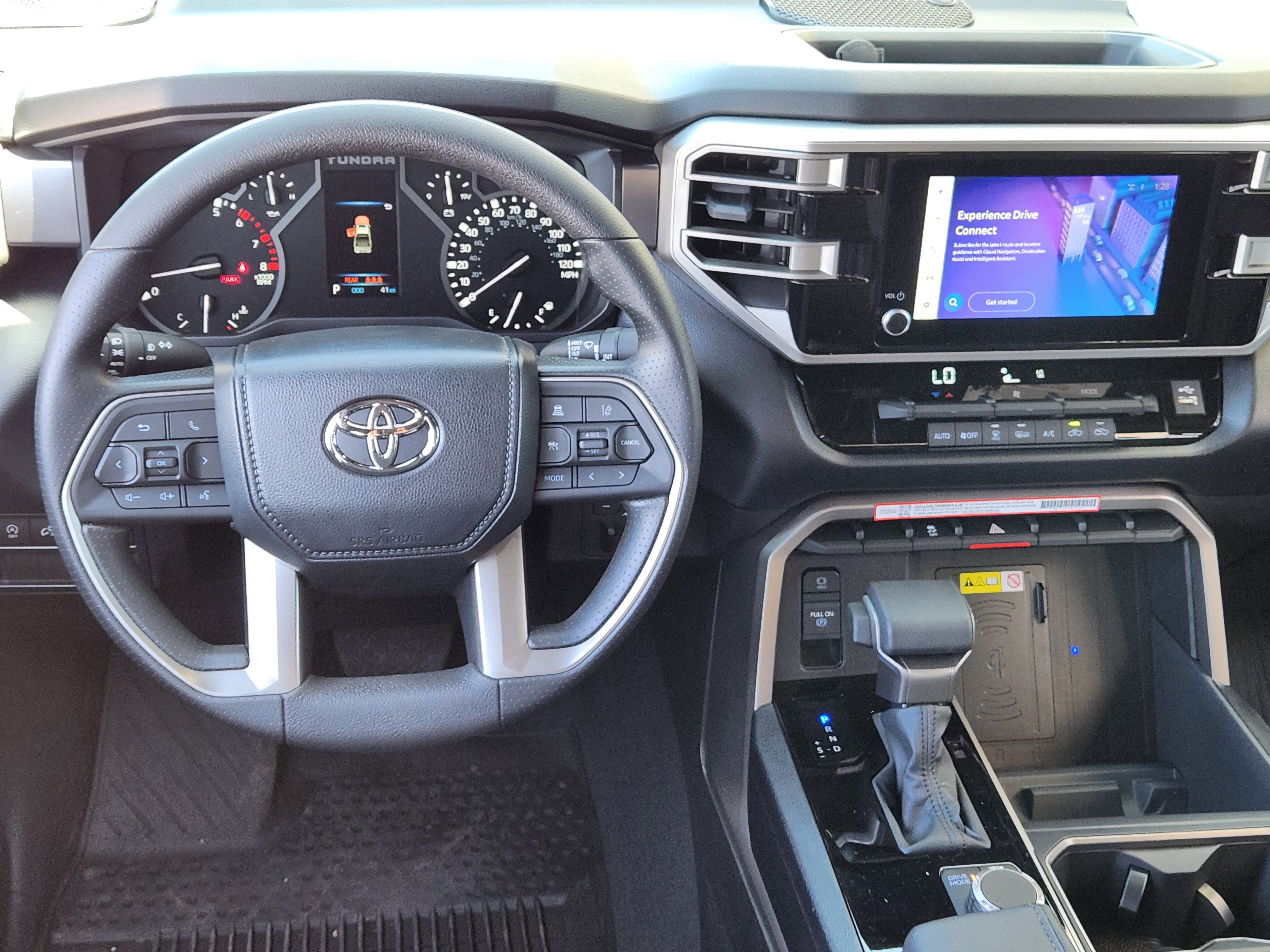 Vehicle image 21 of 23
