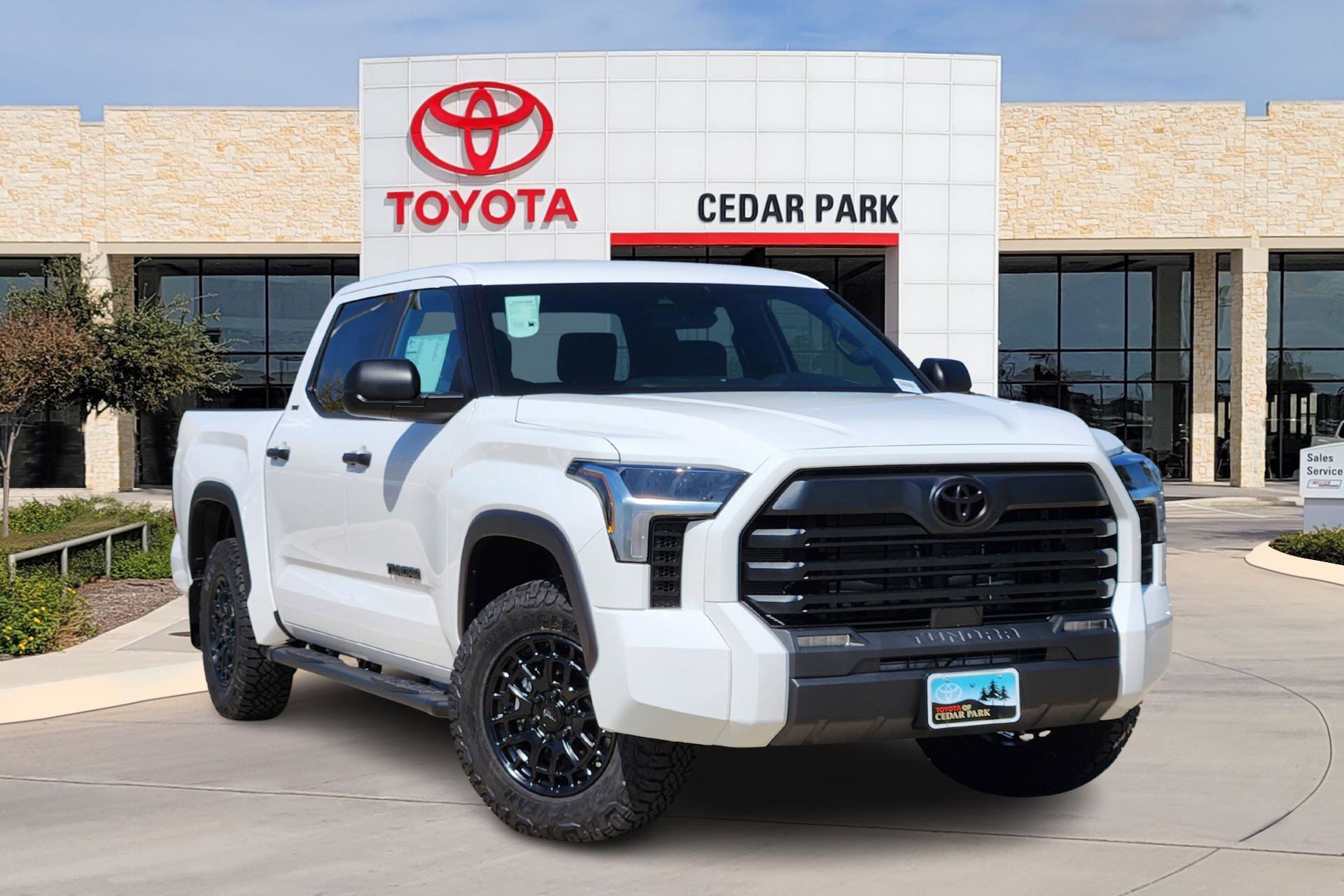 Vehicle image 2 of 25