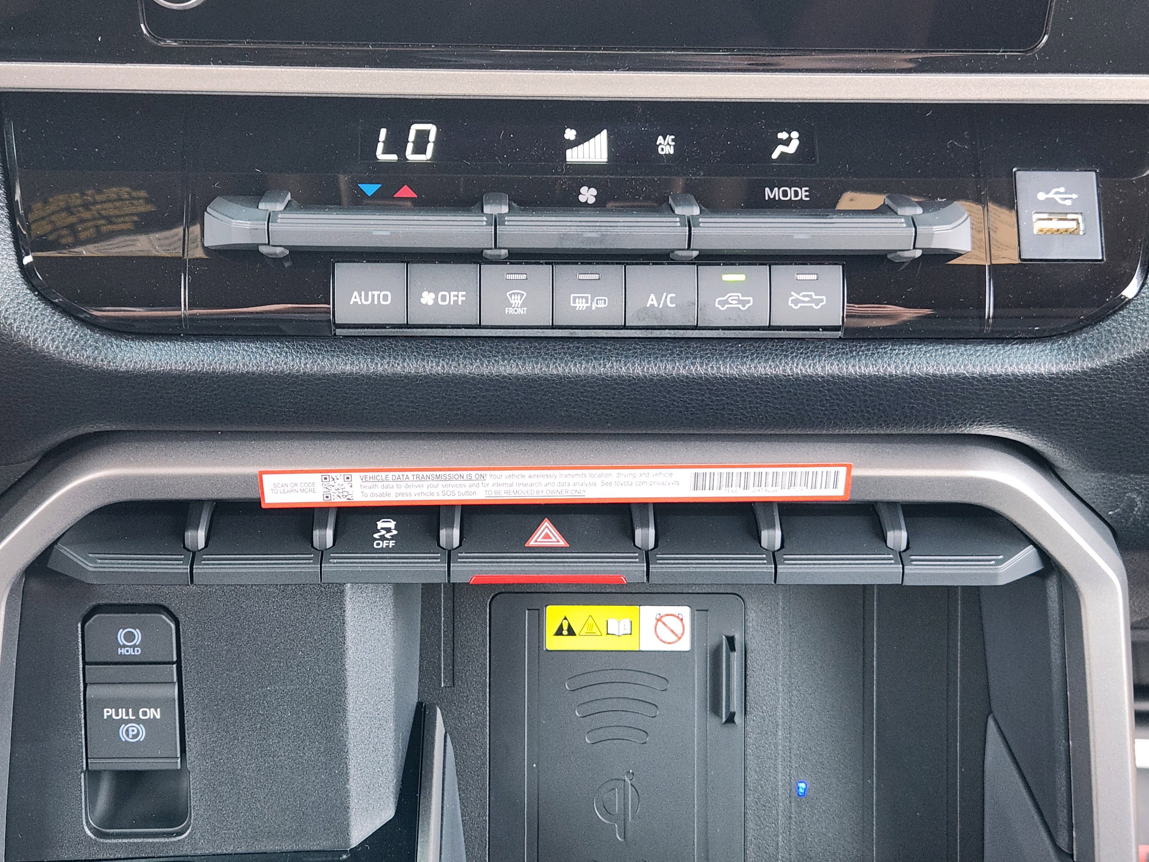 Vehicle image 22 of 25