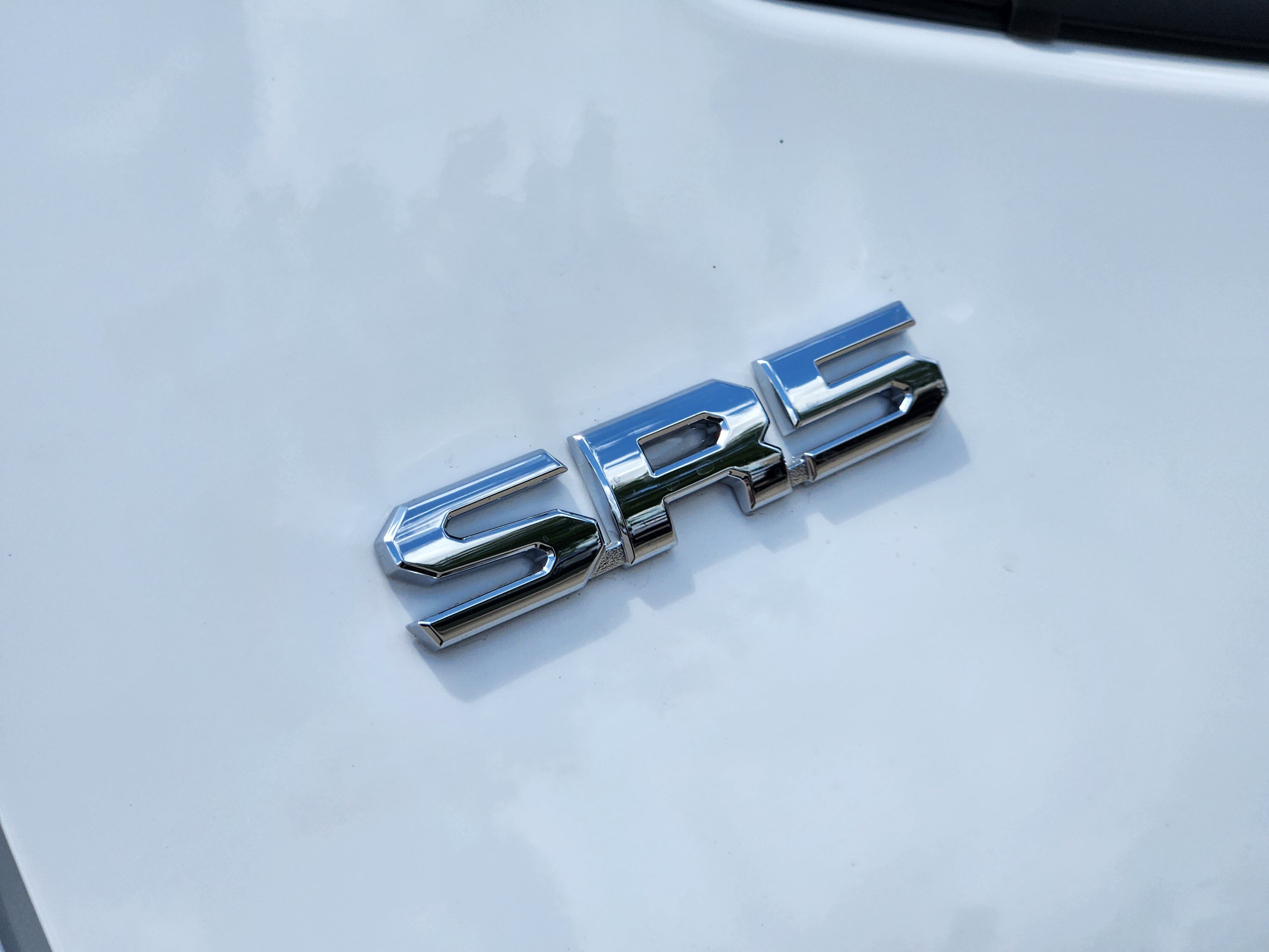 Vehicle image 19 of 22