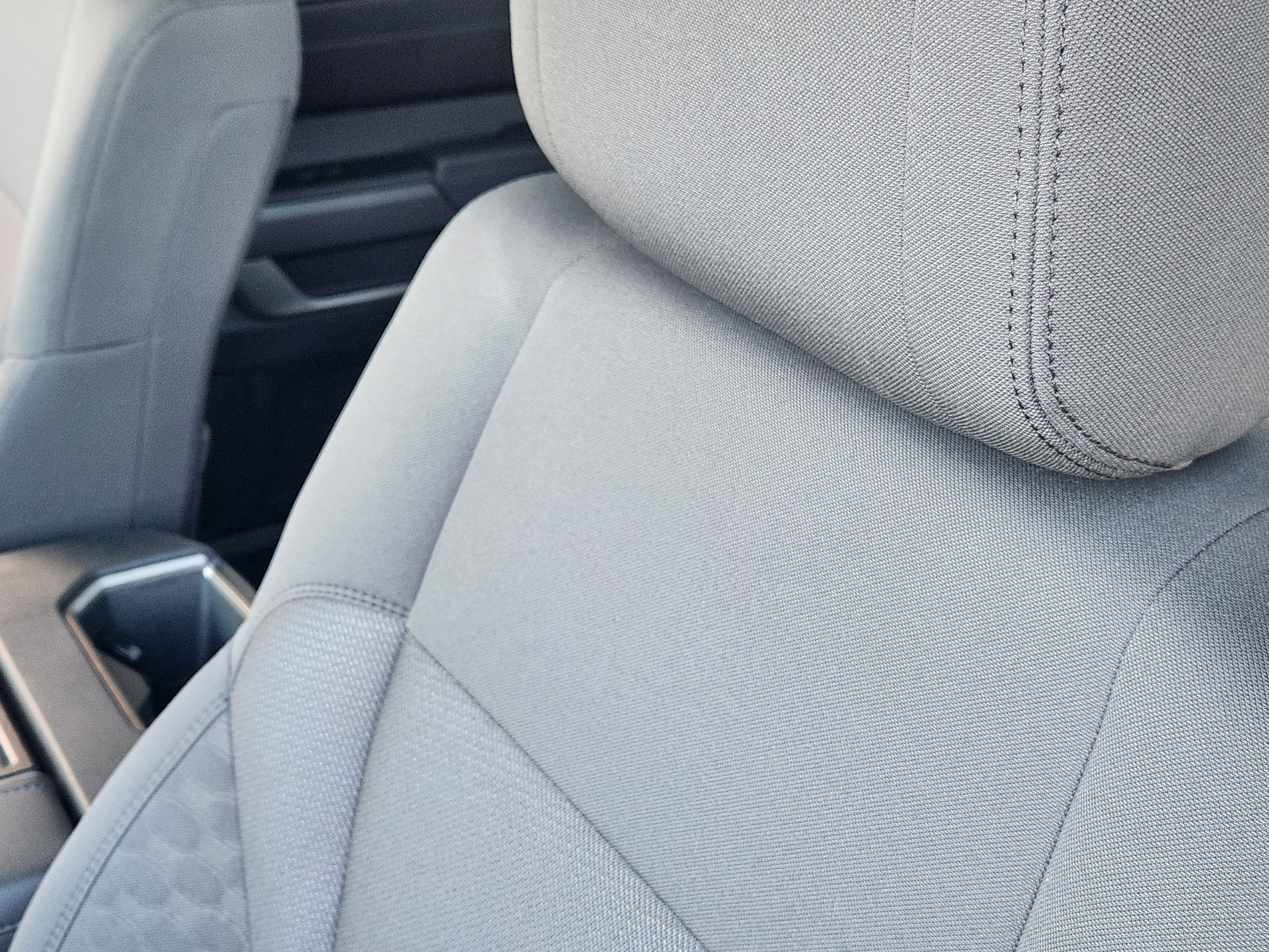 Vehicle image 12 of 24