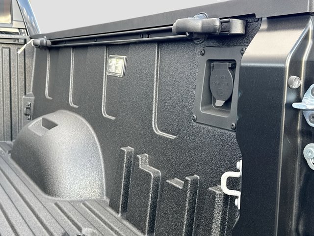 Vehicle image 42 of 44