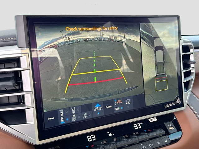 Vehicle image 20 of 44
