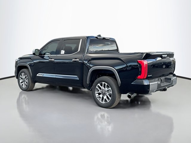 Vehicle image 7 of 44