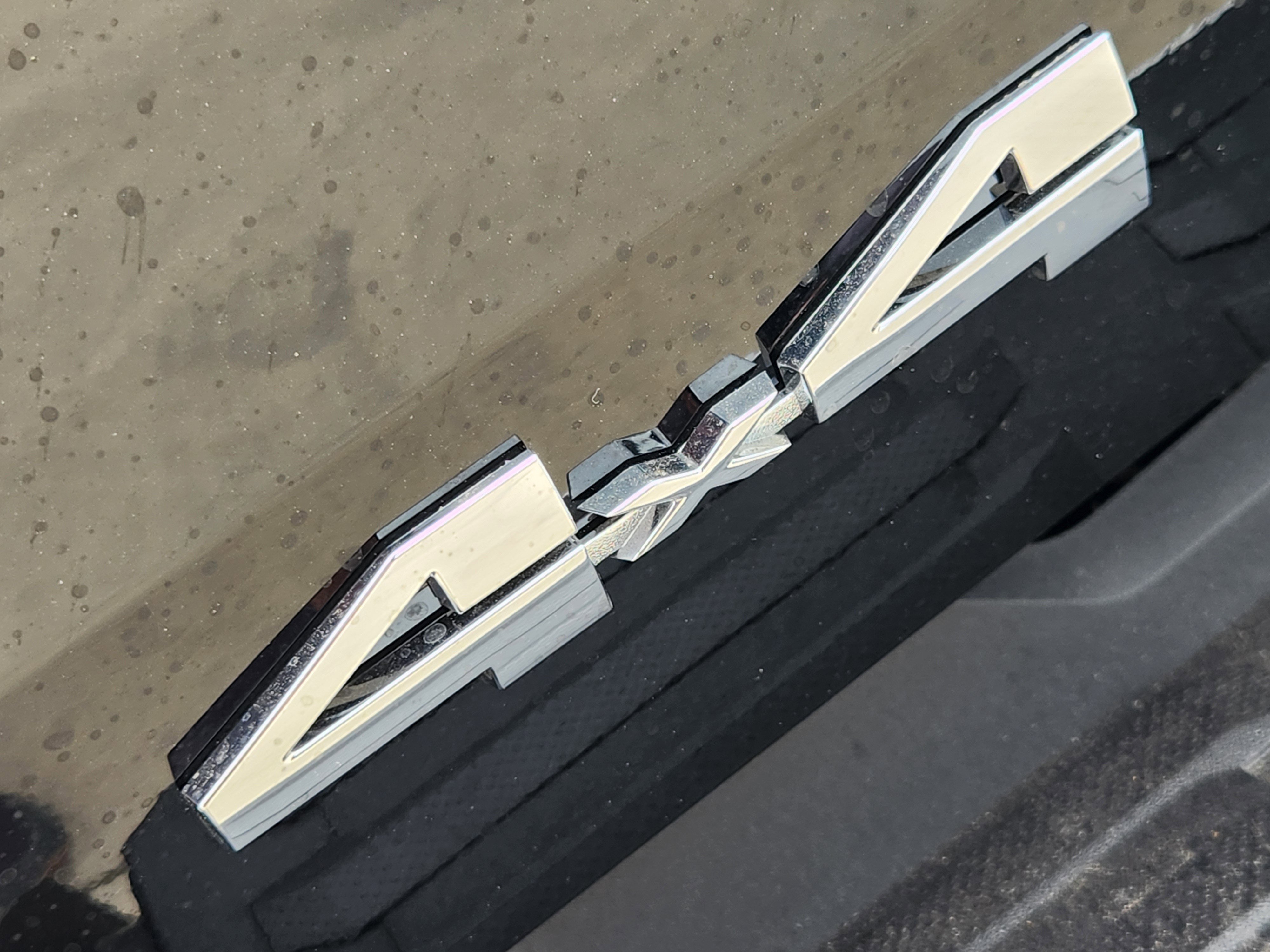 Vehicle image 8 of 23