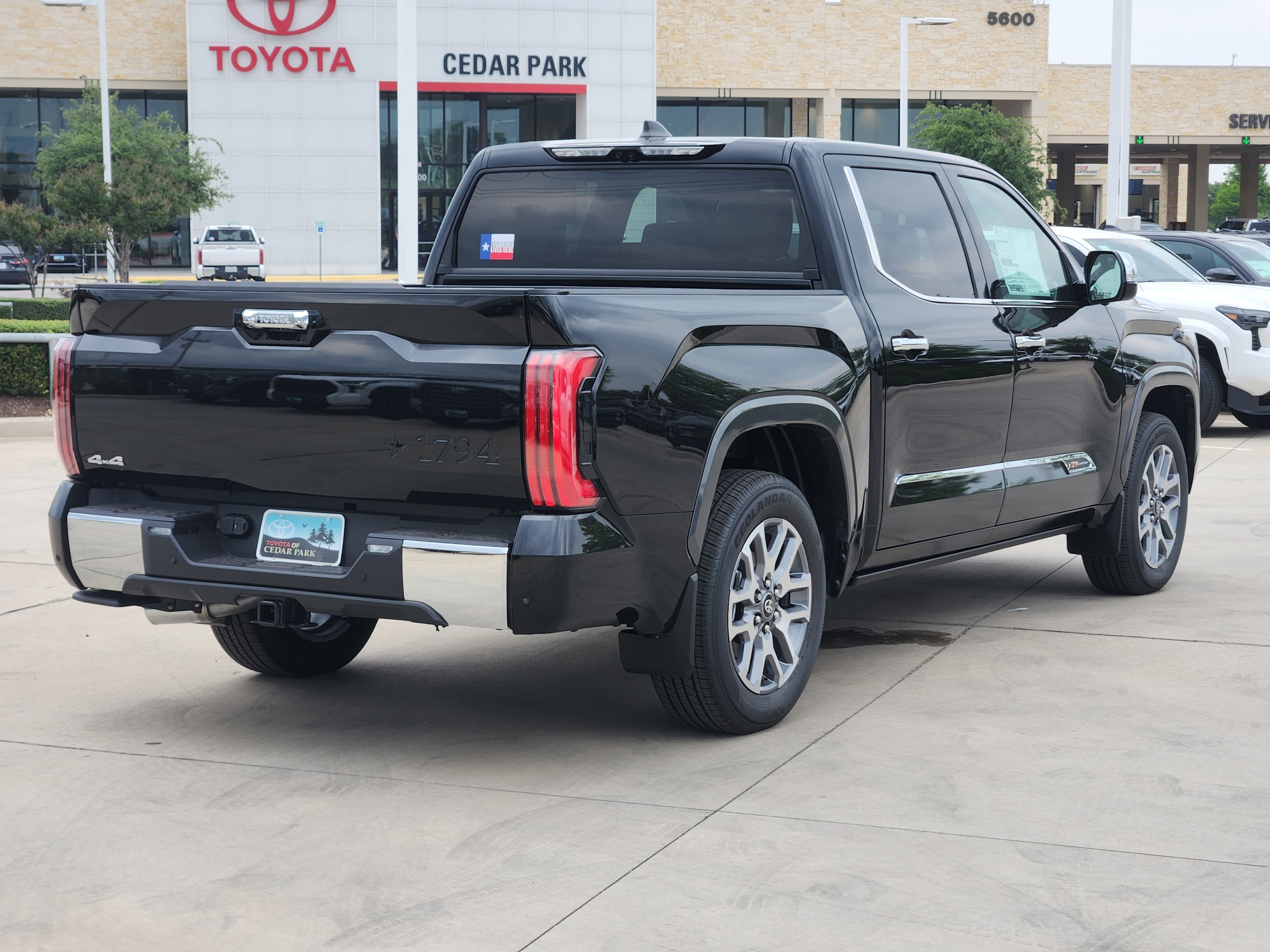 Vehicle image 3 of 23